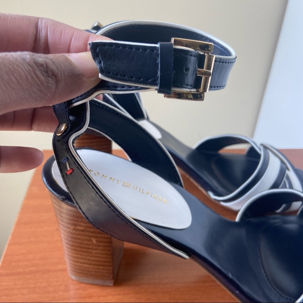 Tommy Hilfiger Block Heel Ankle Strap Sandal - Picture 4 of 12